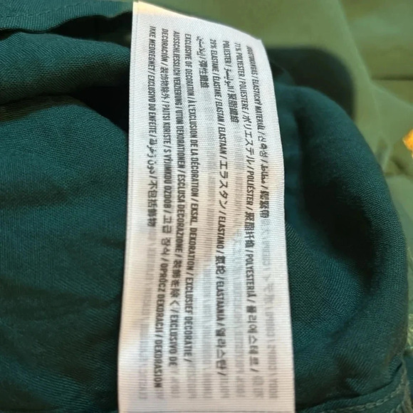 Abercrombie olive green chiffon puff long sleeve blouse  Sz S - Picture 6 of 16